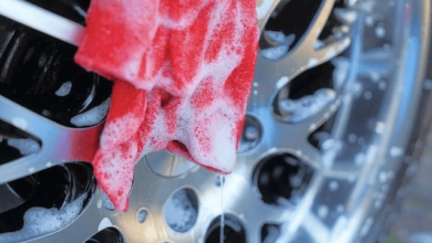 cleaning car rims